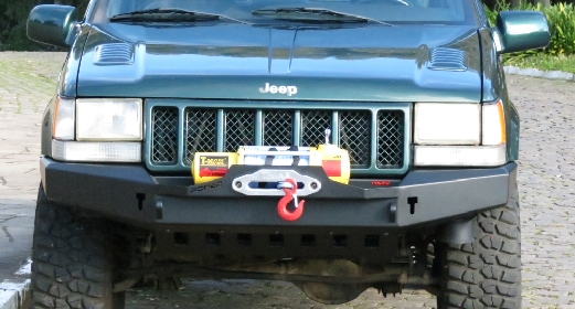 Para-choque dianteiro Grand Cherokee ZJ – Com guincho