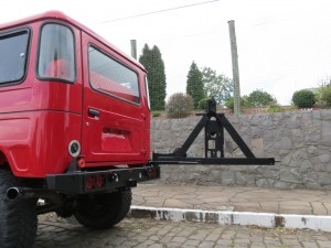 Para-choque traseiro Bandeirante