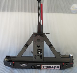 Para-choque traseiro Troller - modelo 2 com suporte de estepe