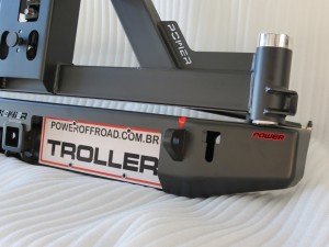 Para-choque traseiro Troller - modelo 2 com suporte de estepe