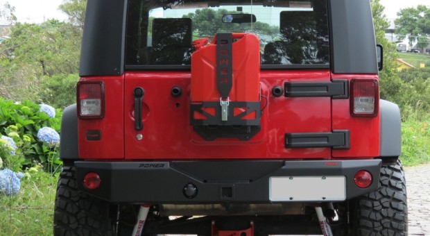 Suporte de galão porta traseira Wrangler JK